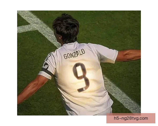 皇马接近签下十八岁中卫加西亚